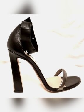 SEBASTIAN 2-Toned Sandals